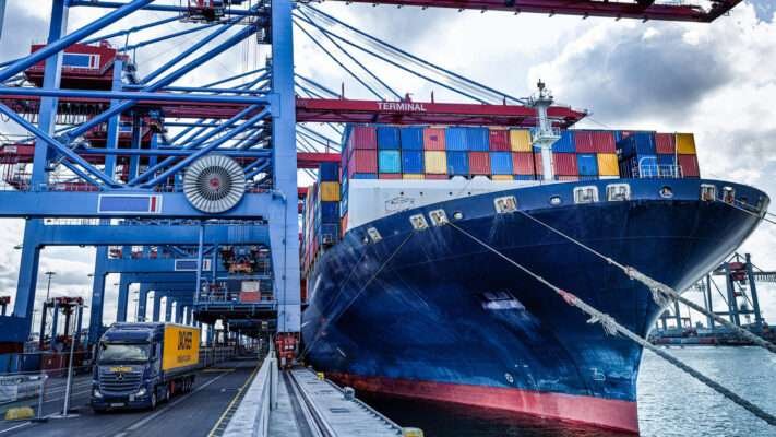 Afrika, Amerika, Arap körfez ülkeleri, Uzak doğu ve Avrupa ülkeleri, denizyolu taşımacılığı, uluslararası lojistik, denizyolu forwarder firmaları, Türkiye den yurtdışı ithalat ve ihracat hizmetleri, konteyner navlun ücretleri